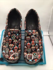 Easy StreetEasy Works by Bind Slip-on Clogs Sugar Skulls Womans Size 9.5