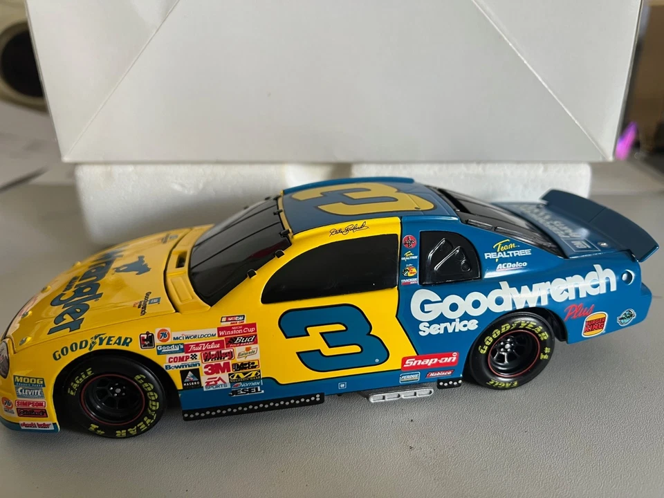 NASCAR Dale Earnhardt #3 GM Wrangler Monte Carlo 1999 limited 1 of 10.020 - Bild 2 von 4