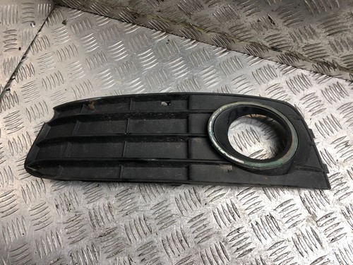 Audi A4 S4 B8 8K 2009 Verkleidung Nebelscheinwerfer / Gitter vorne DRA67048