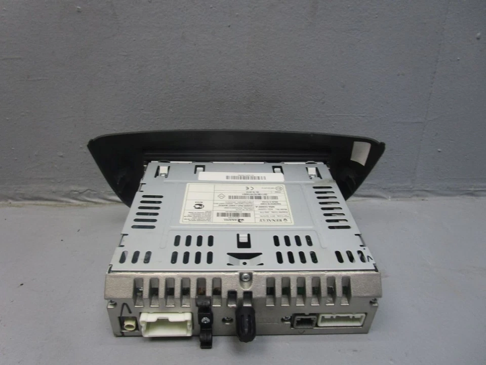 Radio USB AUX MP3 Bluetooth para RENAULT TWINGO II (CN0_) 1.2 16V 281156707R Foto 2 de 4