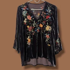 Johnny Was Purple Floral Embroidered Velvet Silk V-Neck Long Sleeve Blouse