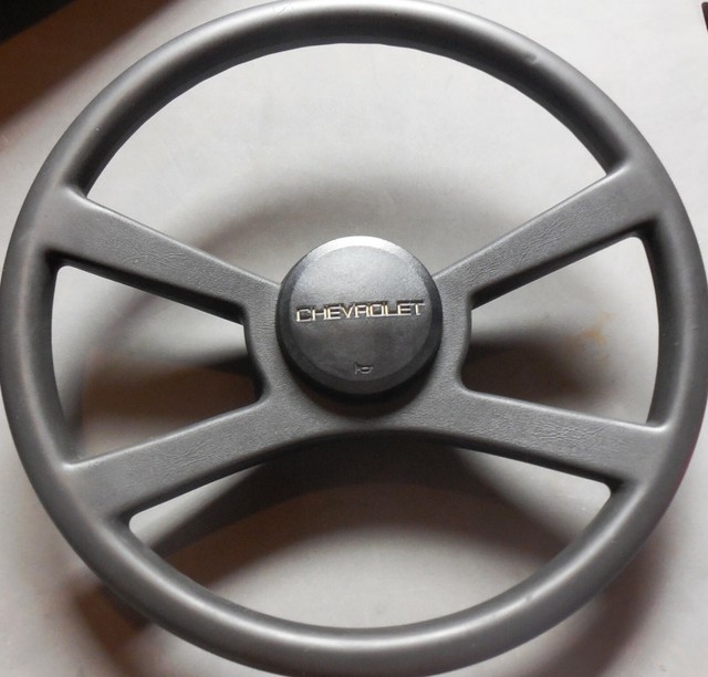 1988 1989 1990 Chevy Silverado Factory Black 16" Steering Wheel Nice