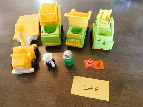Vintage Fisher Price Little price Construction Set 9 Pieces Fork Lift Lot G