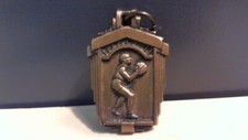 VINTAGE MENS BASKETBALL MEDAL PENDANT AWARD CHARM