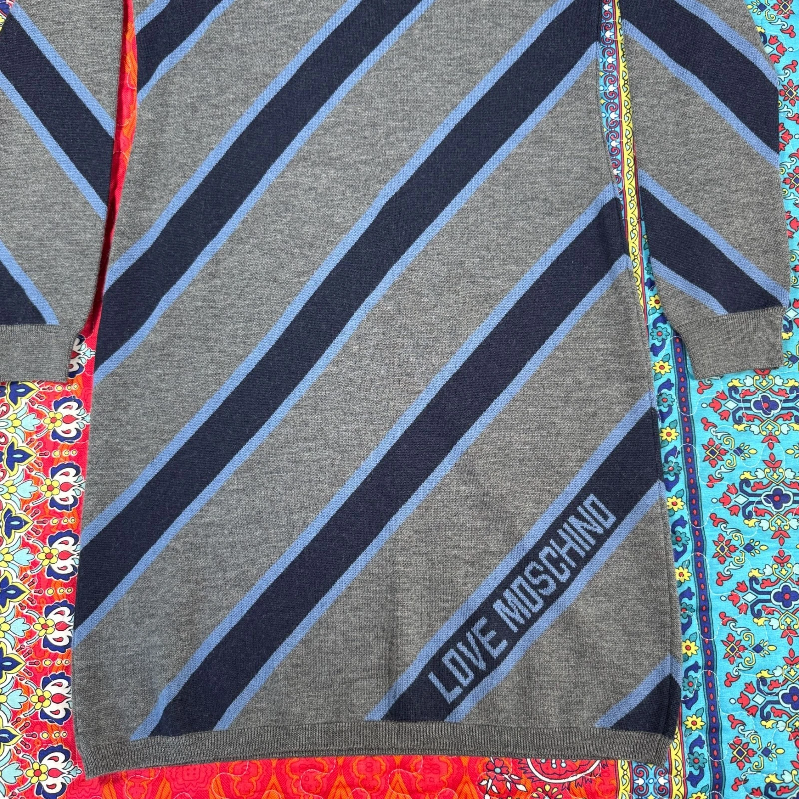 Abito Love Moschino grigio e blu a righe diagonali manica lunga in maglia taglia M