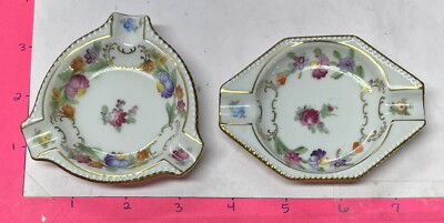 2 VTG 50s Schumann Germany Empress Dresden Flowers Ashtrays Gold Color Trim Rare
