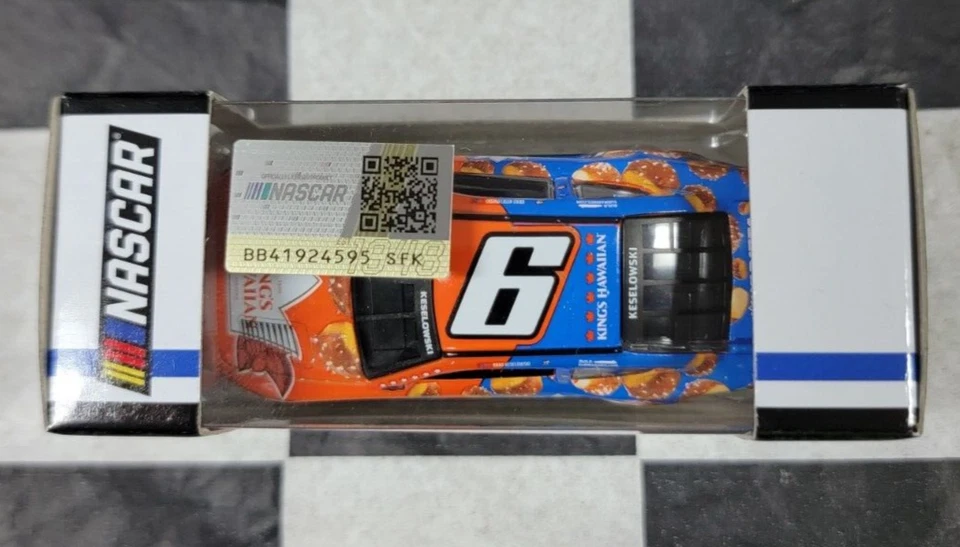 Brad Keselowski #6 King's Hawaiian Bites 2024 Mustang Scala 1:64 CX62465KHPBW - Immagine 3 di 4
