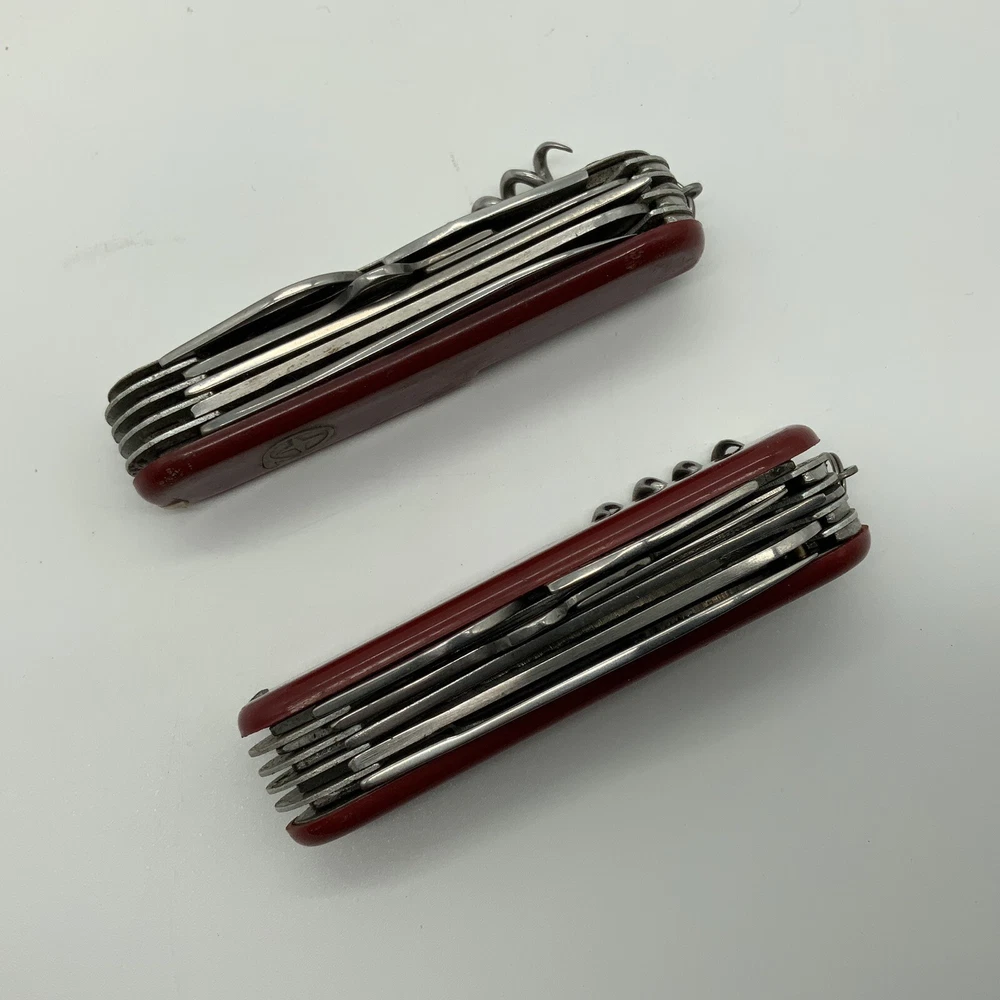 Multi-Tool Knives 2 Red Star-in-Q 15 Tools Pocket Screw File One Tool for Parts