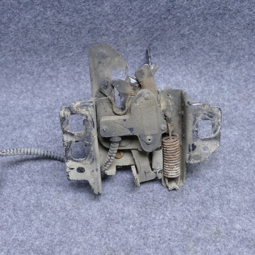 2007-2013 Chevrolet Chevy Avalanche Hood Latch Mechanism OEM Good Used 70974 - Bild 8 von 8