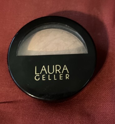 LAURA GELLER - BAKED BALANCE-N- BRIGHTEN Foundation - GOLDEN MEDIUM NWOB