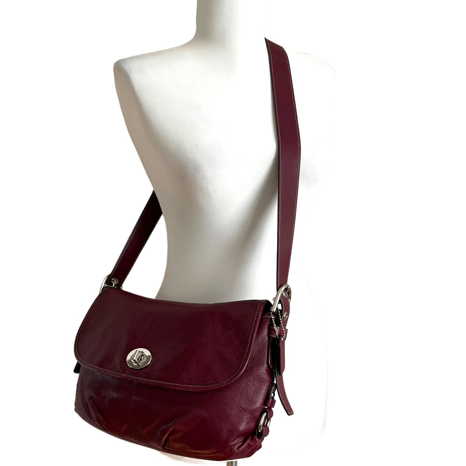 COACH Oxblood Leather Flap Crossbody Shoulder Bag Han… Gem
