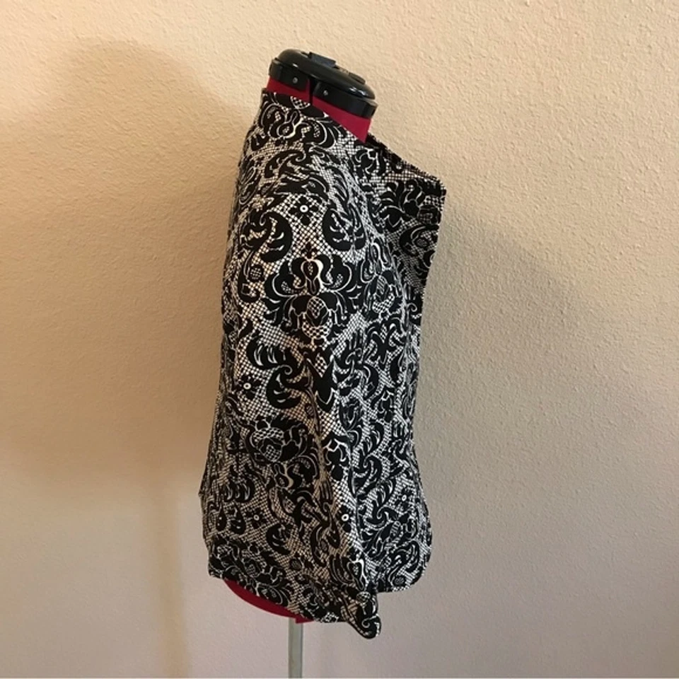 Talbots Petite Blazer  Women's Size 10P Black & White Cotton Button 3/4 Sleeves - Image 4 of 4