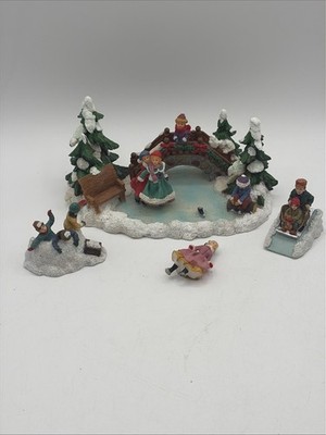 Vintage Ice Skating Pond (broken Ice Skater) & 2 Extra Snow Scene Pieces
