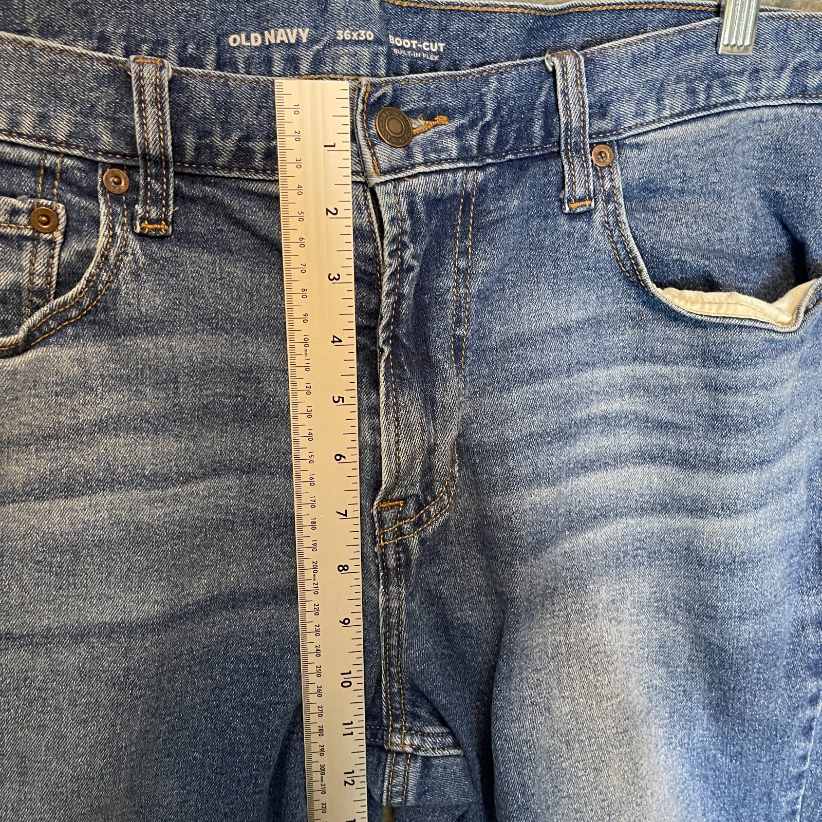Old Navy Men Classic Basic Bootcut Medium Wash Mi… - image 9