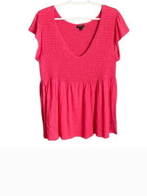 Torrid size 1 Equivalent to 1X Pink Top