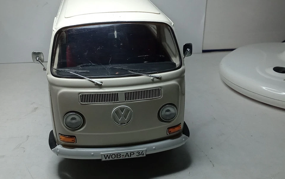 SCHUCO 1/18 COMBI VOLKSWAGEN VW T2a MINIBUS  BON ETAT SANS BOITE gé A2 - Photo 2/4