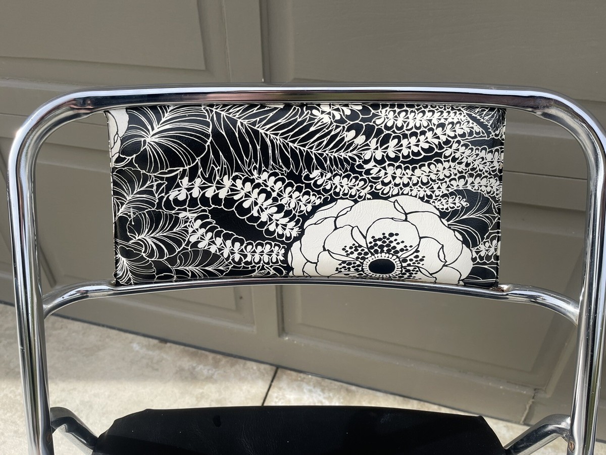 Vintage Mid Century Retro Cosco Floral Gatefold Metal/Vinyl