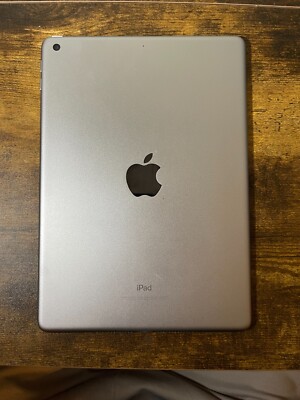 Apple iPad 6th Gen. 32GB (Wifi) - Read Description