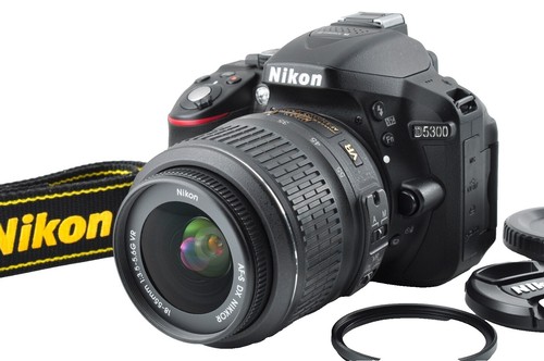Nikon D5300 AF-S 18-55 VR II Lens Kit Black Used Wi-Fi New SD Card