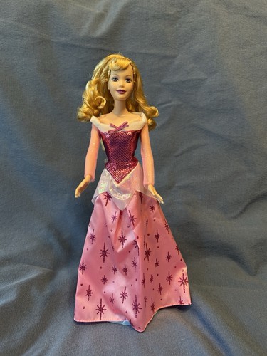 2004 Disney Sparkle Princess Sleeping Beauty Mattel # G7937 Pre-owned