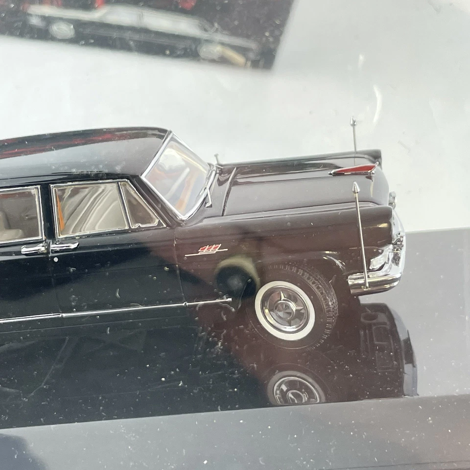 Century Dragon Hong Qi CA770 Limousine Boxed 1:43 Scale - Image 4 of 4