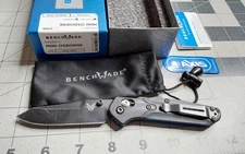 g Benchmade 945BK-1 Mini Osborne Boxed Folding Blade Knife