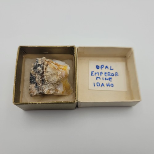 Opal 23g 3,1cm Idaho USA Mineral Specimen Spencer Mine White Hydrated Silica - Bild 10 von 10