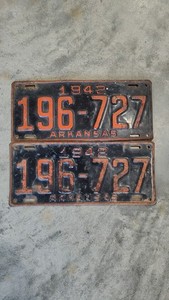 1942 Arkansas License Plate Pair