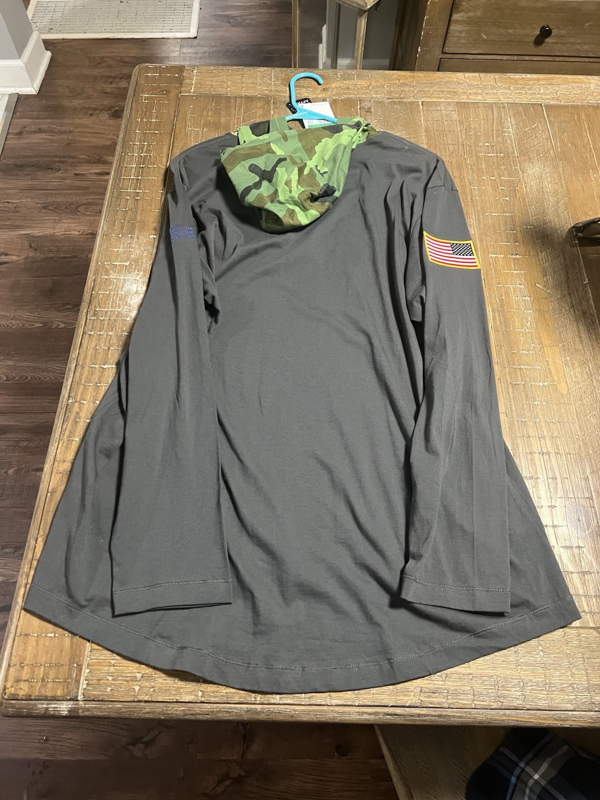 Nike Duke Blue Devils Military Long Sleeve Hooded Light Weight Shirt XL