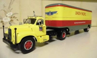 bunnings warehouse semi trailer toy truck