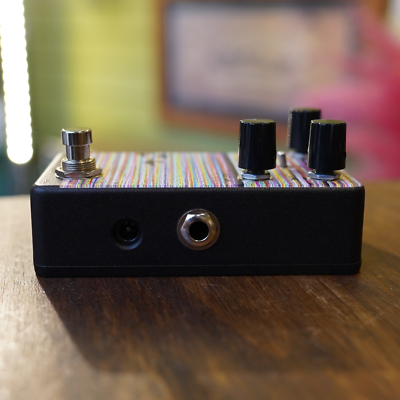 Animals Pedal In Oct 3 Foxes talking of dreamy FUZZ Octave Guitar