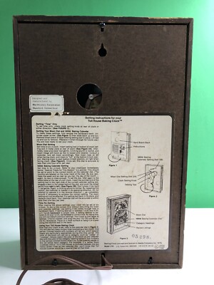 1979 Nestle 50th Anniversary A Time for Baking CLOCK Toll House