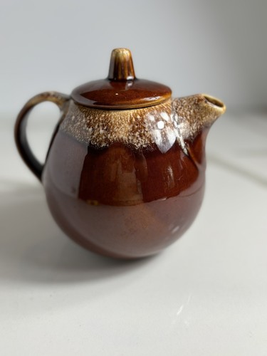 Vintage Hull Pottery Brown Drip Ball Shaped Teapot 7” With Lid Oven Proof USA - Picture 3 of 12