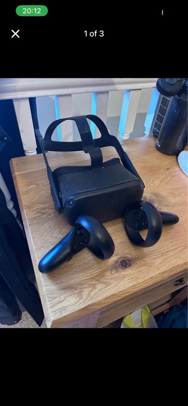 Meta Oculus Quest 2 VR Headset 128GB With Controllers - Excellent Condition