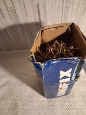 Bulk Pack Wood Screws One Size – Zinc Plated – DIY/Decking