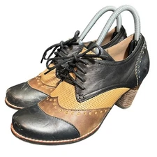 L'Artiste By Spring Step Women's Bardot Derby Oxford Pump in Navy Multi Size 38