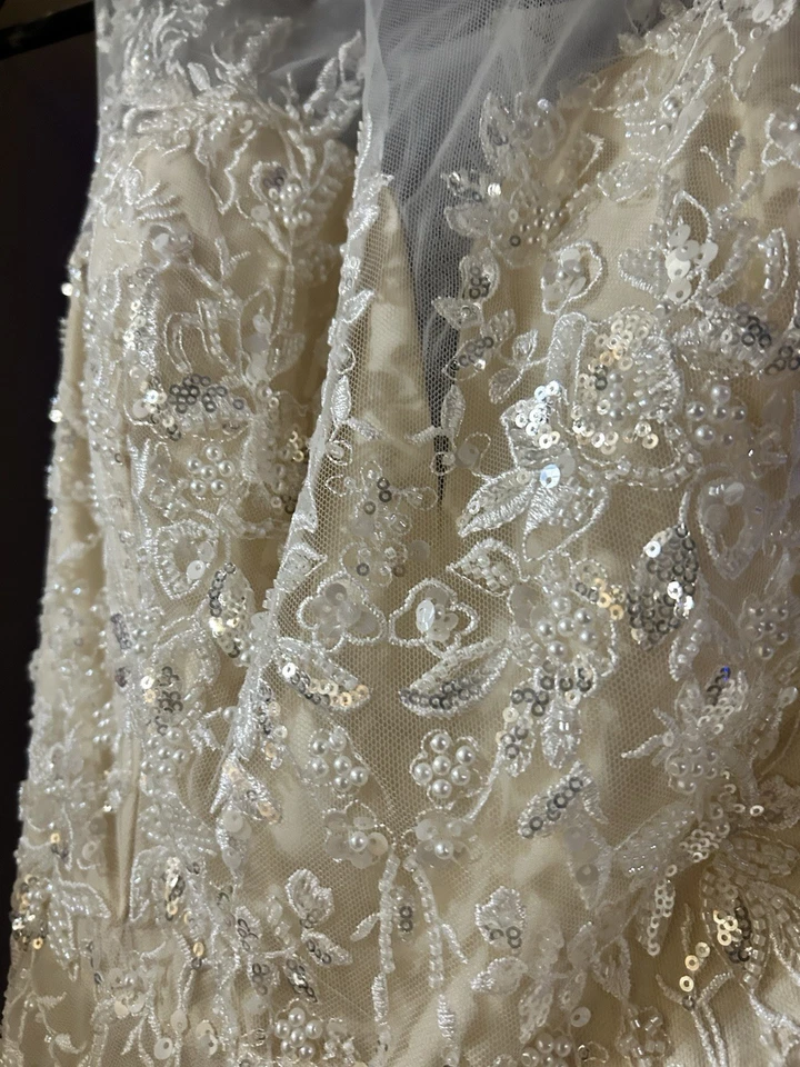 Novo com etiquetas. Tamanho 8-12 Pode experimentar pessoalmente  - Imagem 4 de 4