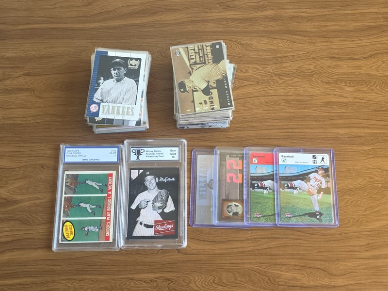 Modern HOF legends Lot Multiple Numbered Rare Refractors 2 Slabs Mantle Aaron+++