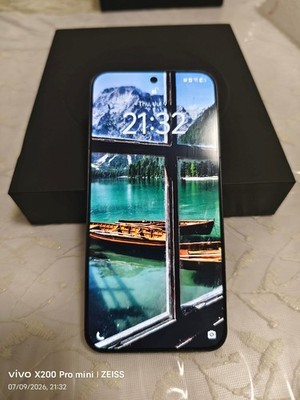 Vivo X200 Pro Mini   gebraucht, 256 GB, voll funktionsfähig (außer NFC)
