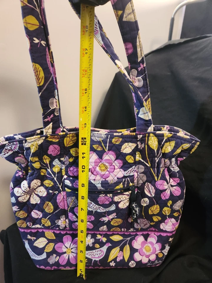Bolso de Mano Vera Bradley Acolchado Estampado Retirado - Ruiseñor LAURA Usado  Foto 4 de 4