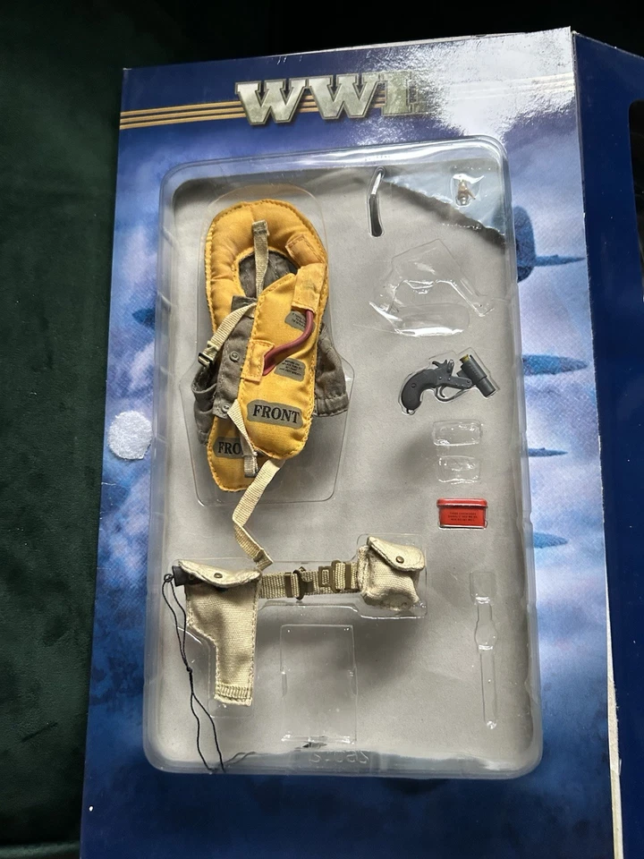 Elite Force 1:6 Scale Battle of Britain pilot Figure - Image 2 of 4