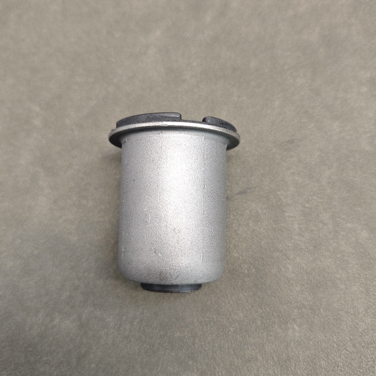 Front Lower Control Arm Bushing for Bentley Arnage PD30984PA PD30985PA PD24464PB