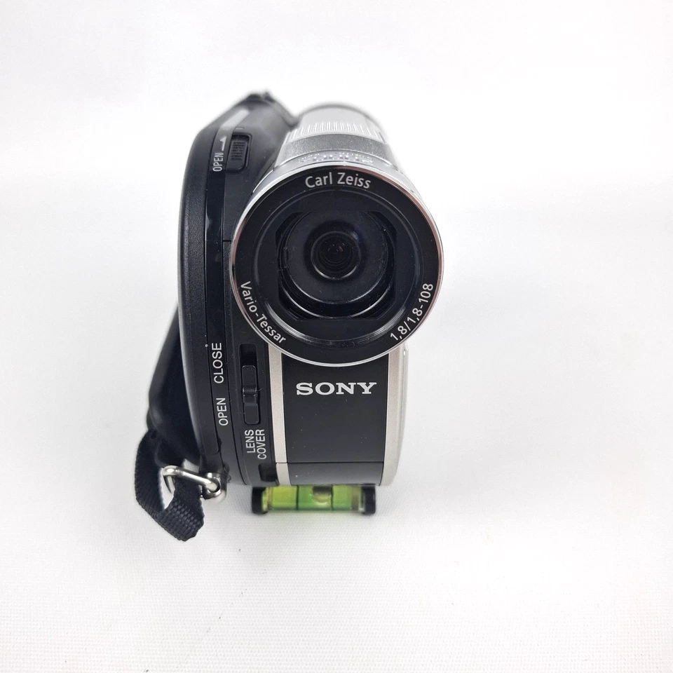 Sony Handycam DCR-DVD650 Camcorder Digital Video Camera No Battery Untested - Image 4 of 4