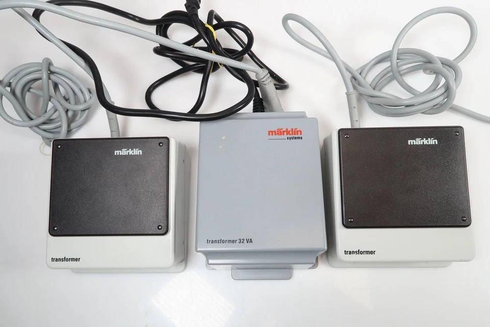 Märklin transformer 6002 (2 Stück) und Märklin transformer 32VA im Konvolut #23 - Bild 2 von 4