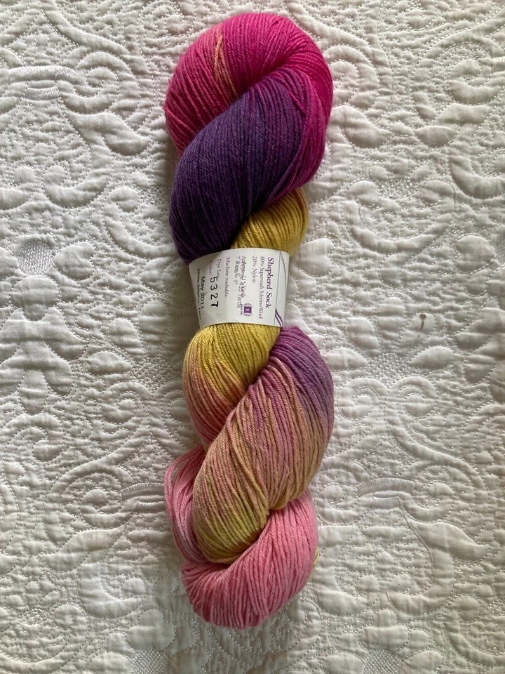 Lorna's Laces Pastor Calcetín Hilo Lana/Nylon 435 Yardas ~Señuelo de Bruja Blanco ~ Rosa Foto 2 de 3