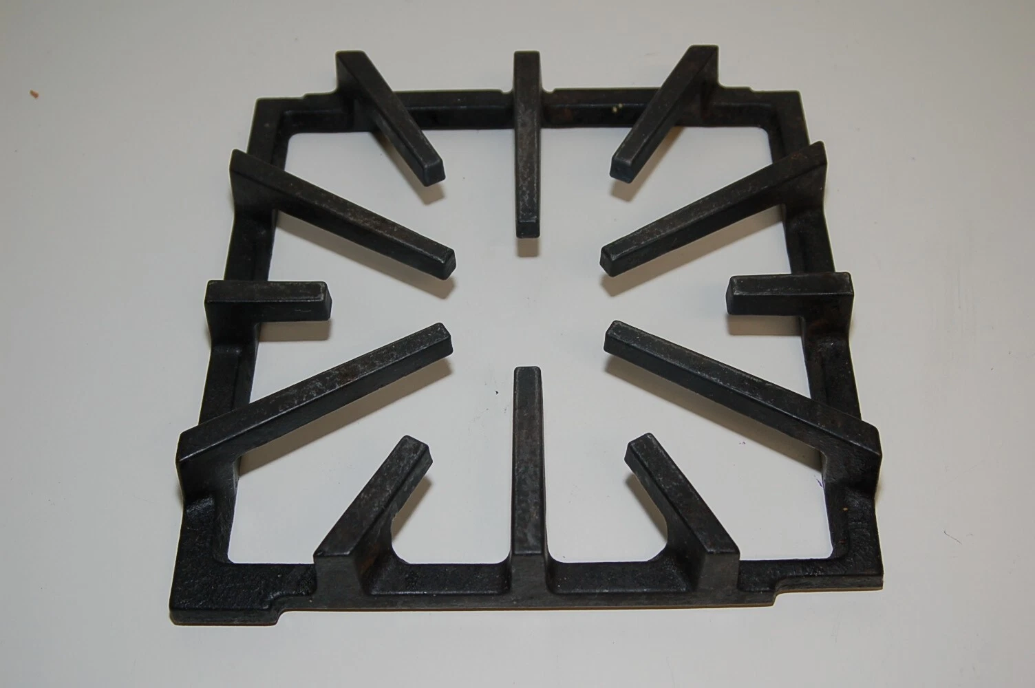Thermador Professional PRG Series Round Burner Grate 15-12-451