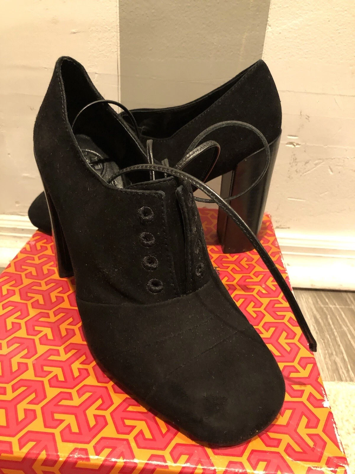 TORY BURCH Stella Smoke Suede SOLID OXFORD Scarpe scamosciate nere Scarpe da festa