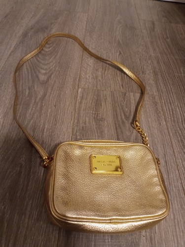 MICHAEL KORS GOLD LEATHER CHAIN- LINK MINI CROSS-BODY BAG