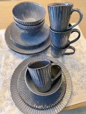 VISSEL DINNER SET FOR 4 - 16 PIECE STONEWARE TABLEWARE - REACTIVE GLAZE - BLUE