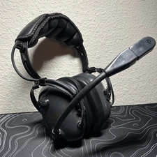 AVCOMM Aviation Communications M60 Pilot’s Headset Only